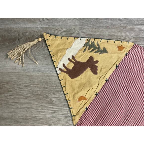 Rustic Lodge Wildlife Bear Deer Pine Tree Table Runner Tapestry Tassel Cabin - Picture 8 of 8